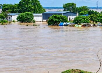 Flood situation worsens across Bihar as Ganga, Gandak, Kosi, Punpun and Ghaghra rise above danger levels; 16.84 lakh people affected across 11 districts