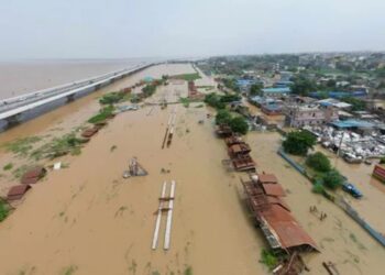 Bihar Flood Crisis Deepens as Ganga, 7 Other Rivers Rise; 13 Districts Affected