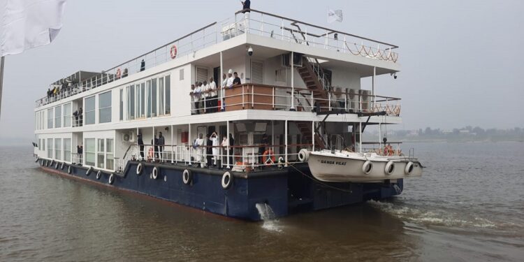 boat and cruise services planned on the Ganga during Vikramshila Setu repairs