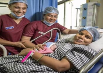 Pregnant woman receiving maternal healthcare at a hospital in Bihar