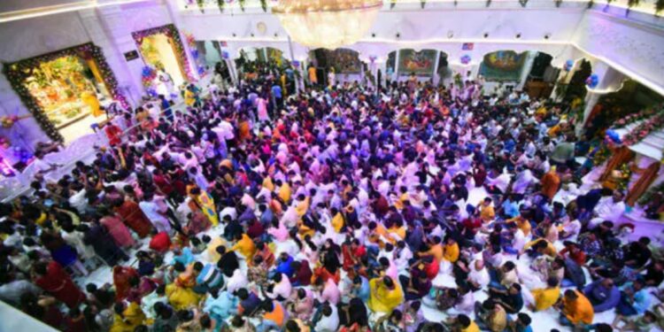 108 Silver Kalash, 8 Tonnes of Flowers: ISKCON Patna Set for Grand Janmashtami Celebration