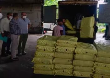 NCB officials destroying seized drugs worth Rs 4.54 crore in Patna