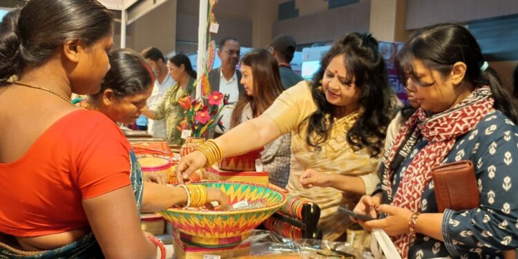 Bihar Saras Mela Sees Rs 1.26 Crore Sales in 5 Days; 1.25 Lakh Visitors Flock to Patna
