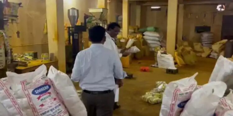 Food Safety Department In Patna Raids Shakera Food Products Factory, Seizes Spices Worth Rs 25 Lakh