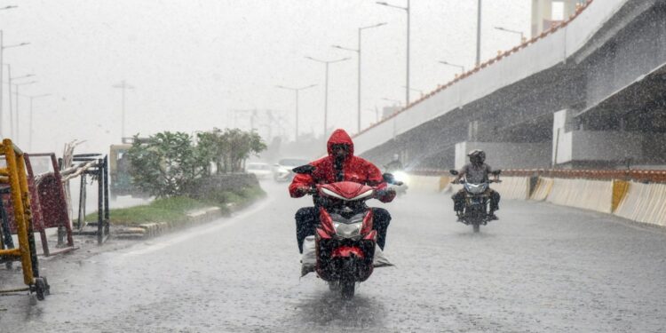 Bihar Weather Tomorrow October 30, Cyclone Arnab Triggers Red Alert In Two Districts