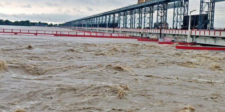 Bihar Flood Alert: Gandak River Swells After Heavy Rain In Nepal, Border Areas On High Alert