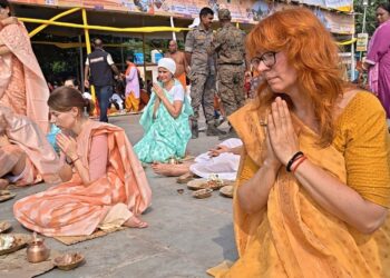 Pitru Paksha Mela Day 10: Why Sand Pind Daan At Ram Gaya And Sita Kund Holds Special Significance