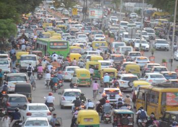 Patna Durga Puja Traffic Alert: Major Roads to Face Restrictions from October 17 to 20, Check Route Diversions Before Leaving