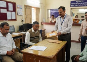 Bihar Power Department Suspends Two NBPDCL Officials Over Negligence in Consumer Services and Power Restoration