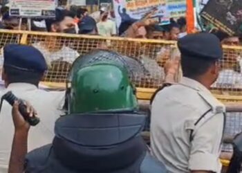 Bihar Daroga Aspirants Protest in Patna, Demand Fresh Review of Exam Cancellation
