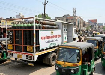AI Generated Representative Image of Mobile CNG van planned by GAIL to ease fuel supply and queues at CNG stations in Patna