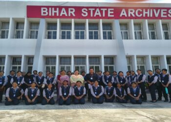 Patna Women’s College History students explore archival records during an educational visit