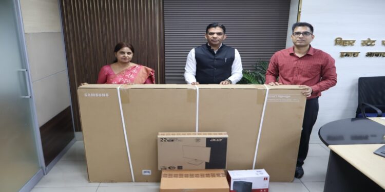 Patna Science College Gets Rs 66.69 Lakh Digital Equipment From SBPDCL