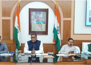 Bihar Chief Secretary Sets Deadlines For Road Repairs, Reviews Chhath Preparations