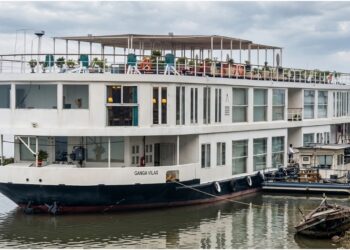 Ganga Vilas Cruise Arrives In Patna With 15 Foreign Tourists