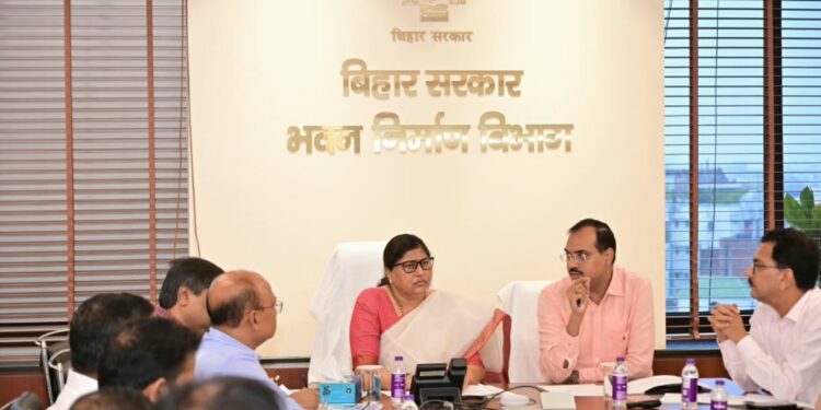 Bihar Minister Lesi Singh Reviews Electrical Projects in Patna and Nalanda, Orders Time-Bound Completion