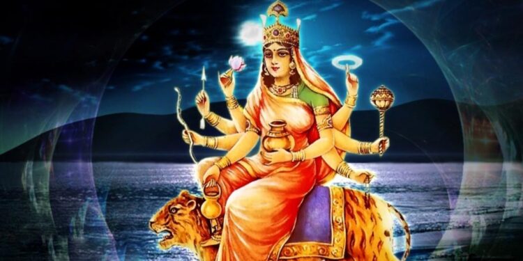 Navratri Day 4 Today: Maa Kushmanda Worshipped for Prosperity, Health and Strength; Check Puja Significance and Mantra