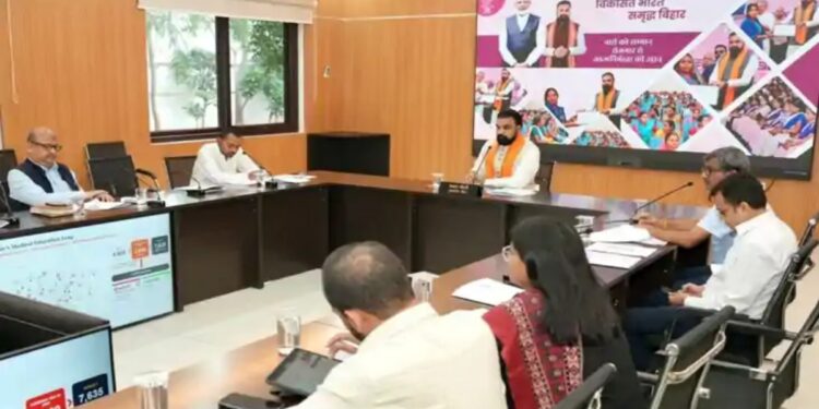 Bihar CM Samrat Choudhary chairs a review meeting on PPP-model medical colleges and healthcare infrastructure.