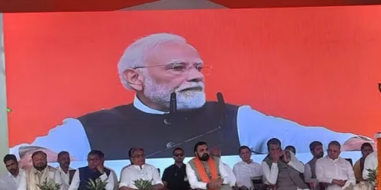 PM Modi Marks 25 Years in Public Life: ‘Janata-Janardan Is Like God to Me’
