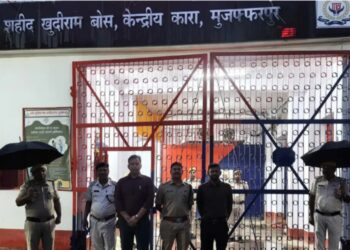 Muzaffarpur Central Jail Raided at 3:45 AM: DM, SSP Lead Operation with 150 Police Personnel