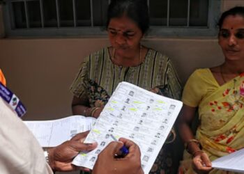 Bihar Voter Registration Drive With BLOs Conducting Door-To-Door Visits