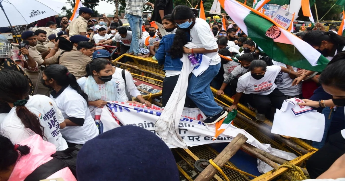 Patna SI Recruitment Protest: Aspirants Demand Exam Cancellation Reversal, Police Tighten Security